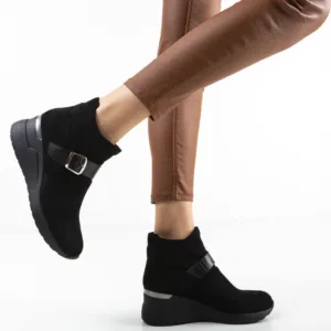 Ghete Cisneros Negre