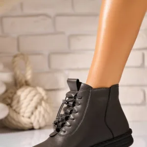 Ghete Dama Imblanite Gri din Piele Ecologica Jahlia