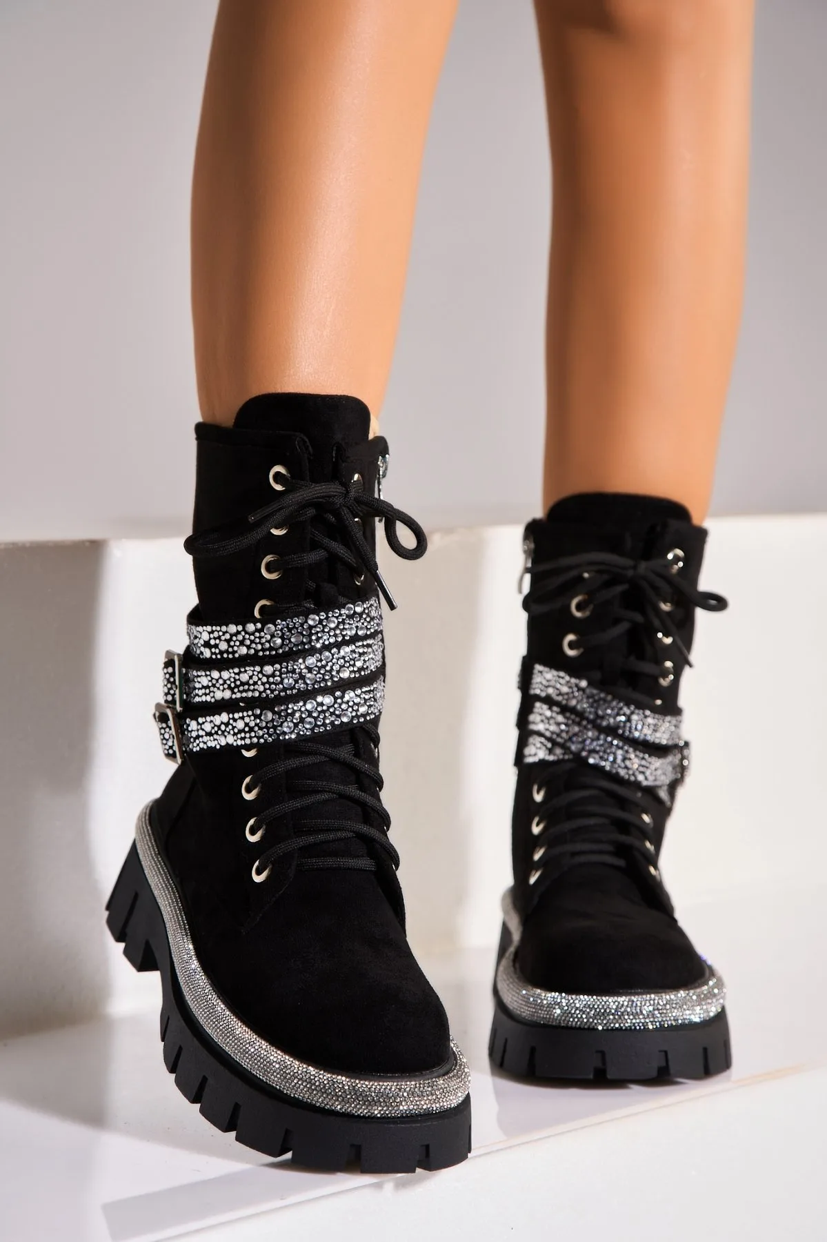 Ghete Dama Imblanite Negre din Piele Ecologica Intoarsa Nollie 1 Ghete Dama Imblanite Negre din Piele Ecologica Intoarsa Nollie