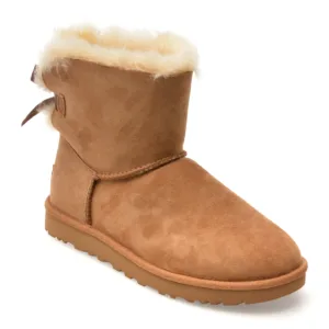 Ghete UGG maro