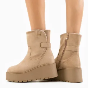 Ghete dama Adelyny Bej