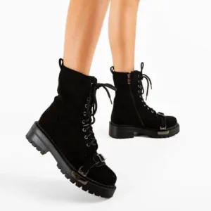 Ghete dama Khine Negre