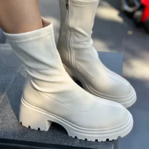 Ghete dama Shobha Bej