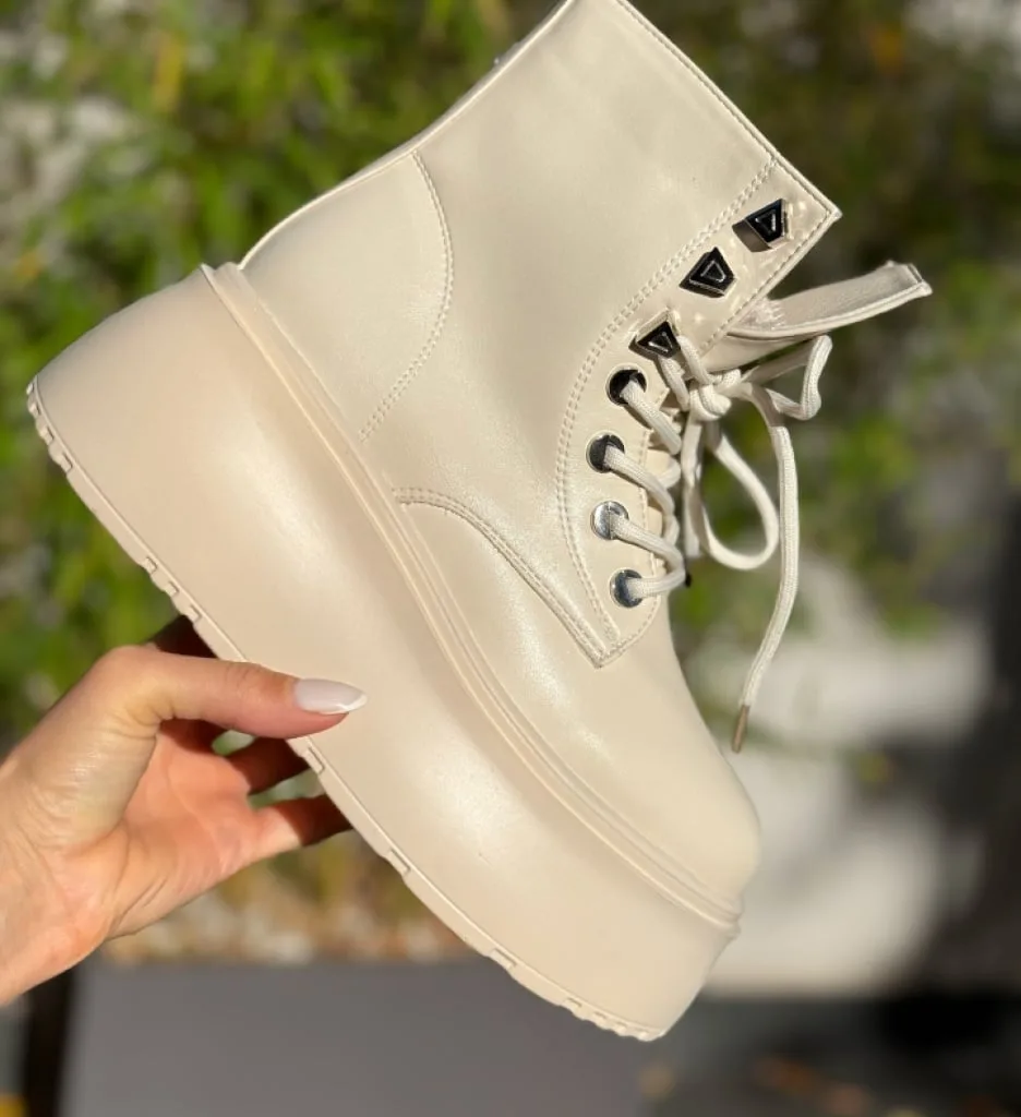 Ghete dama Udryt Bej 1 Ghete dama Udryt Bej