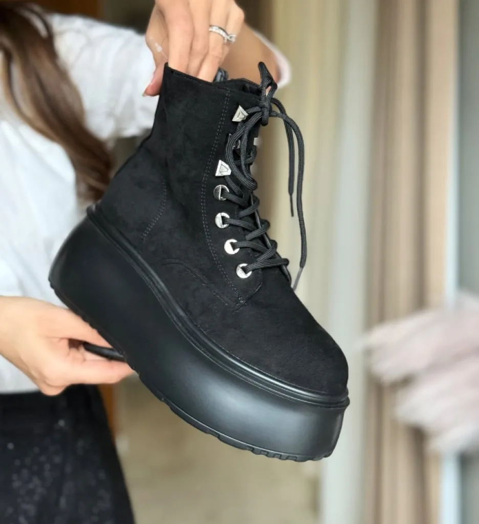 Ghete dama Udryt Negre 1 Ghete dama Udryt Negre