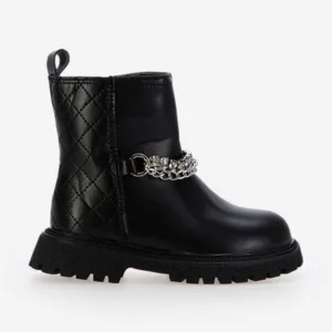 Ghete fete negre Nimes