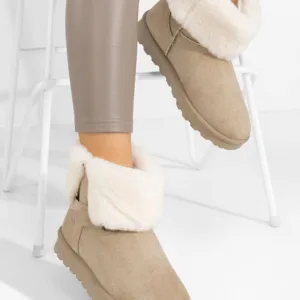 Ghete imblanite dama Jelizia bej